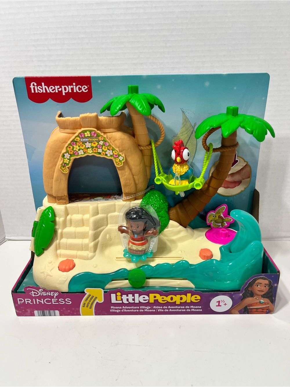 FISHER PRICE LITTLE PEOPLE Moana Adventure Village playset Disney Princess NWT
